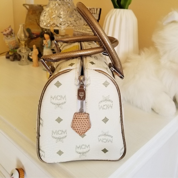 ❤️SOLD❤️MCM Purse - Picture 7 of 8